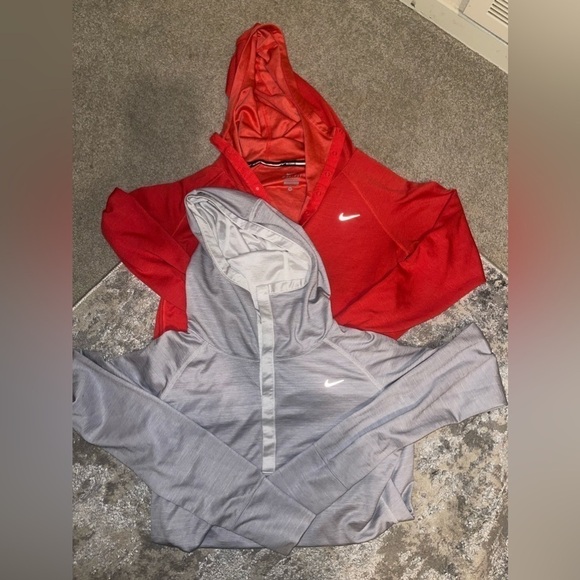 Nike long sleeve tops - Picture 1 of 5